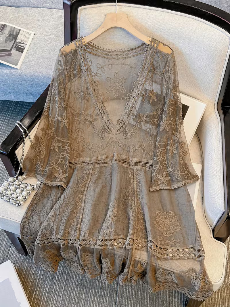 Summer Women'S V-Neck Pullover with Mesh Patchwork, Embroidered Hollow Half-Sleeve Top, Casual Lightweight Loose Shirt for Vacation Outings